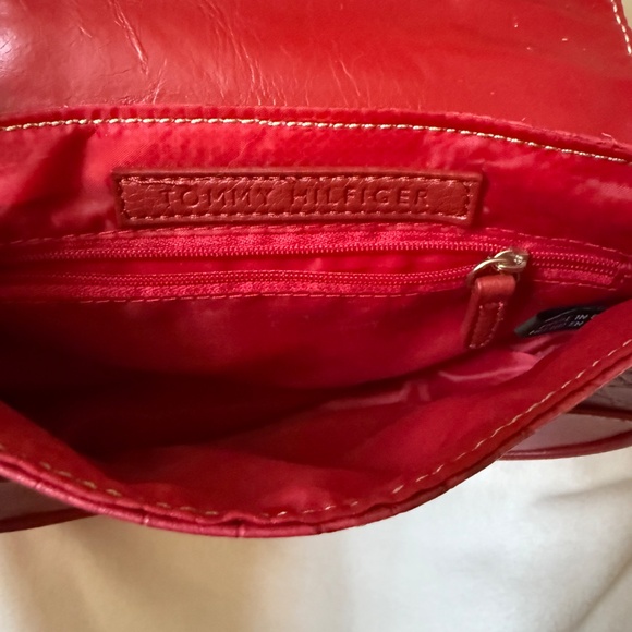 Tommy Hilfiger red crocodile mini hobo handbag - Picture 3 of 6